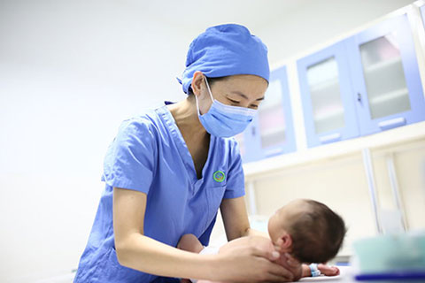 二等奖儿科病房不忘初心.jpg 二等奖儿科病房不忘初心.jpg