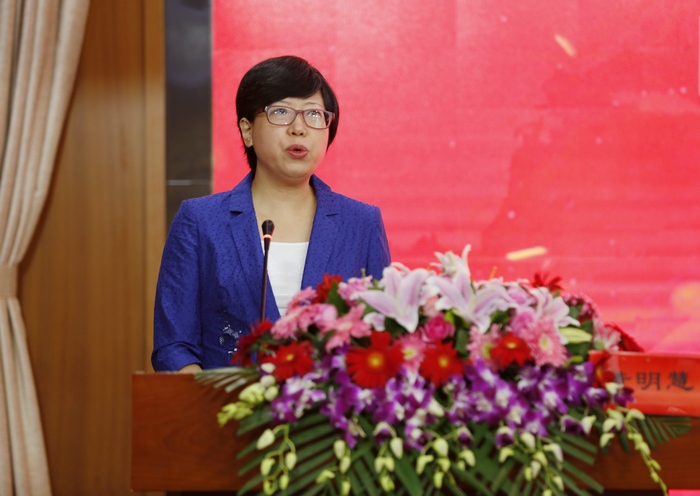 修改---董明慧.jpg 修改---董明慧.jpg