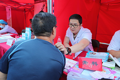李明.jpg